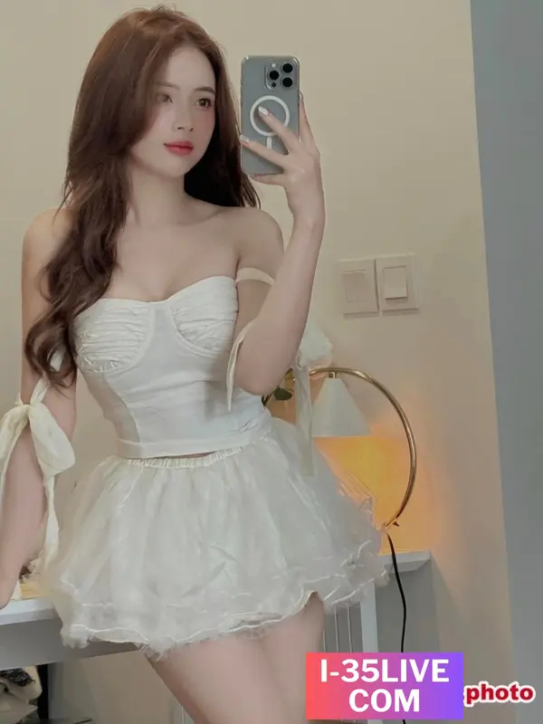 Hot Girl Ảnh Thẻ Lê Lý Lan Hương Dáng Đẹp Hình 5