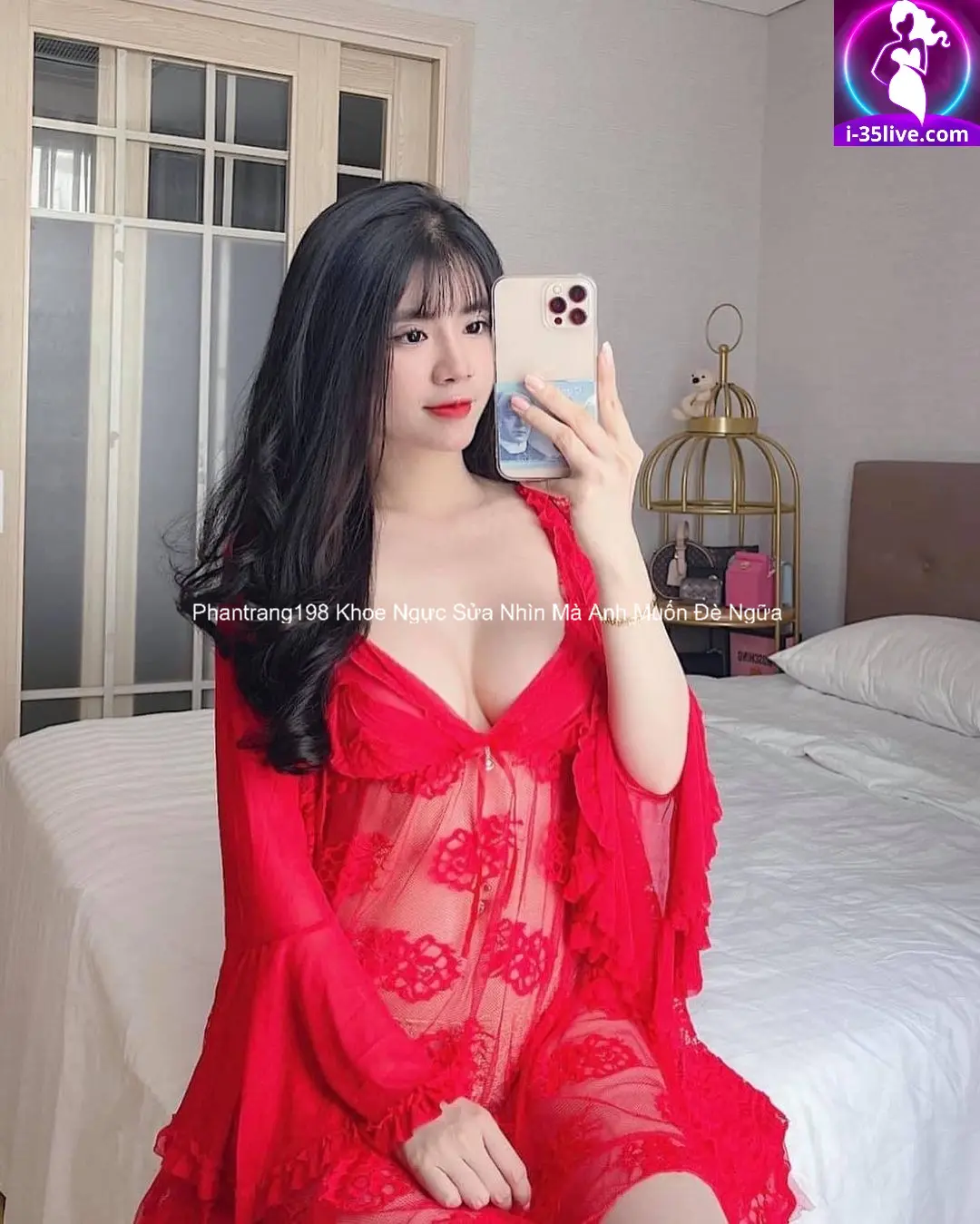 Phantrang198 Khoe Ngực Sửa Nhìn Mà Anh Muốn Đè Ngữa 2