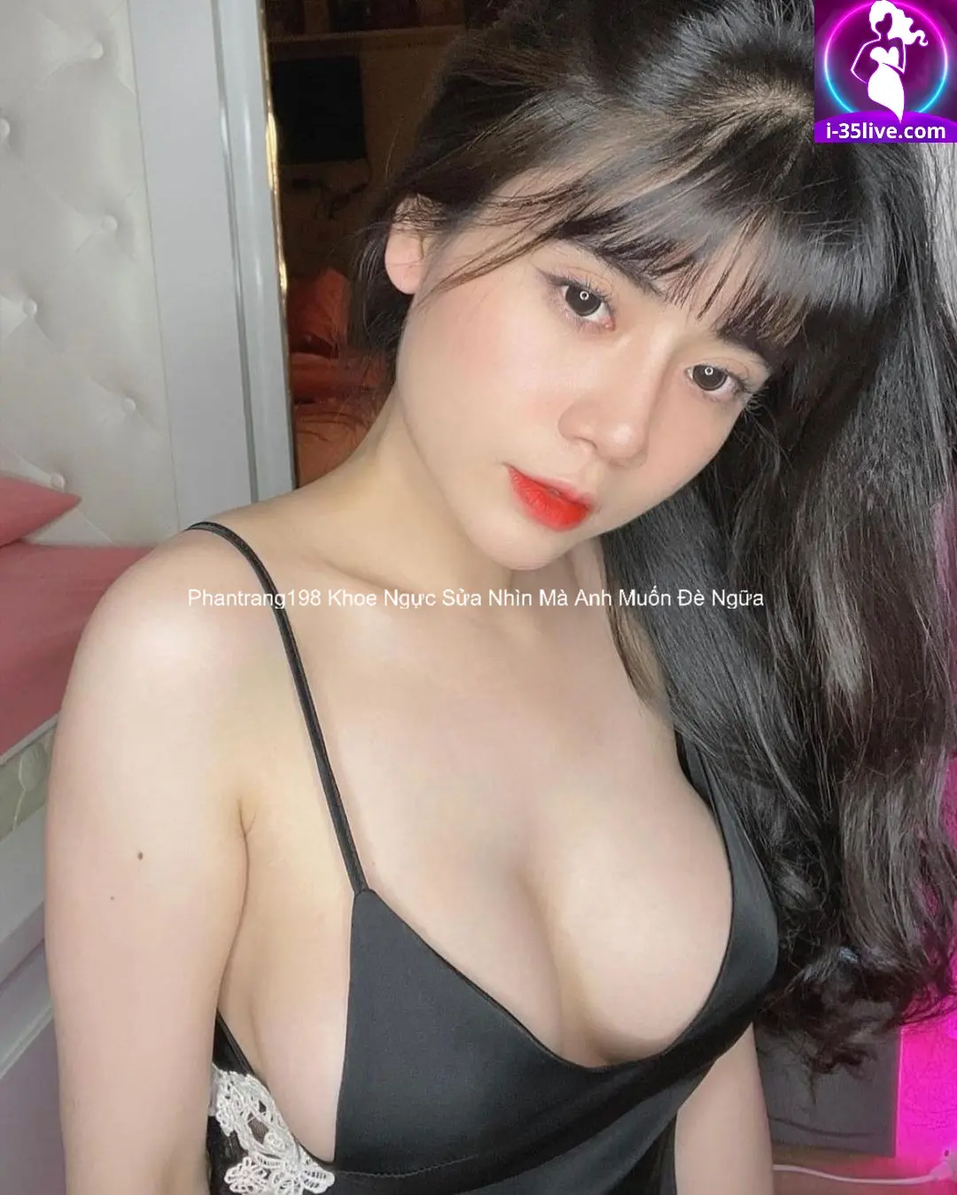 Phantrang198 Khoe Ngực Sửa Nhìn Mà Anh Muốn Đè Ngữa 5